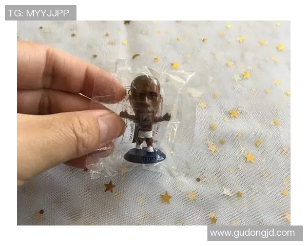 大型手办足球球星主题展示活动聚焦收藏与热爱